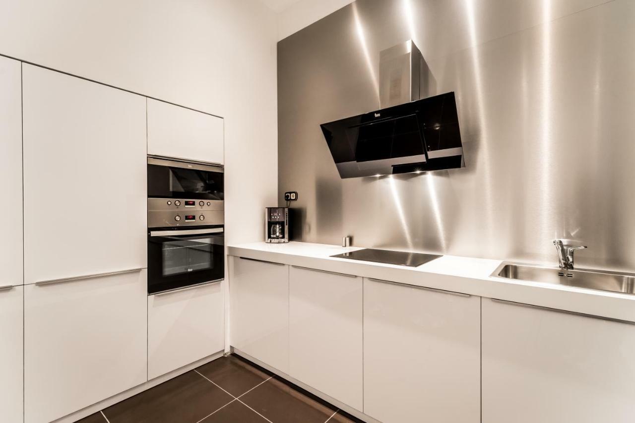 Bpr Luxe De Noir Et Blanc Apartment Budapest