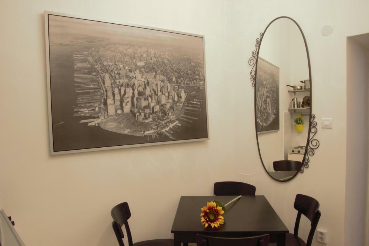 Apartment Abc