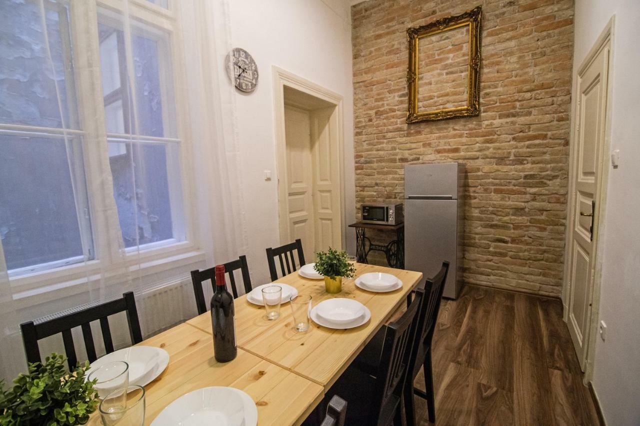 Very Apartment- 2 Bedrooms And 2 Bathrooms Apartmán *