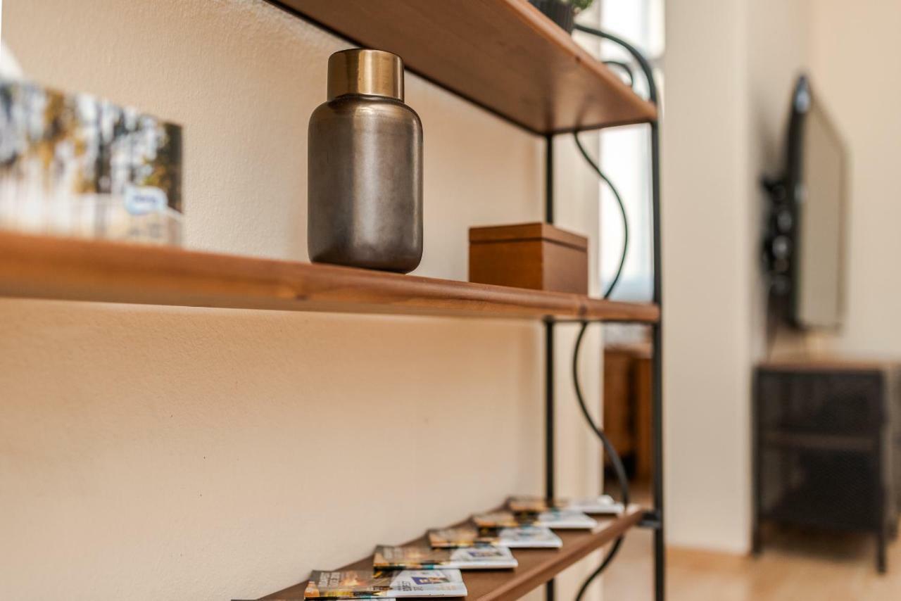 Kodaly Apartment *