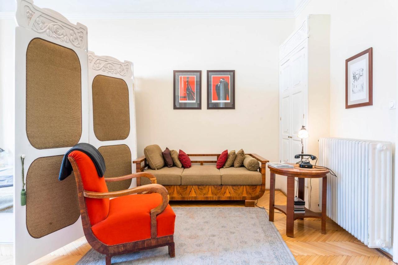 Stunning Spacious Art Nouveau Apart , Grand Piano Budapest