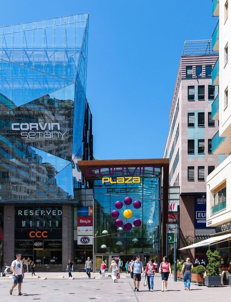 Corvin Hotel Budapeszt