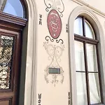 Callas House