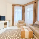 Premium Apartments By Hi5 - Elegant Suites