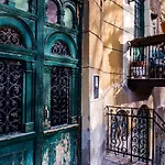 St. Gellert Square - Minilux Apartman