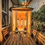Bohemic Apartment Terrace & Jakuzzi & Sauna
