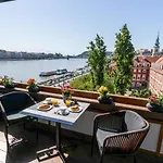 Danube Pearl Boutique Apartment