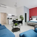 Premium Apartments By Hi5 - Astoria Square