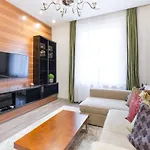 De Luxe Suite In The Absolute Center