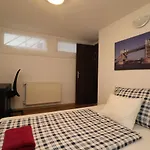 New Guest House A In Kiraly Street 106