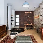 Smart, Stylish Apartment In The Heart Of Budapest