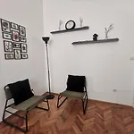 Urban Centro Apartment
