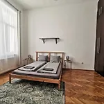 Urban Centro Apartment