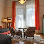 Ili Apartment