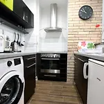Standard Apartment By Hi5 - Center Of City Center