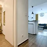 Standard Apartment By Hi5 - Center Of City Center