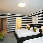 Ambra Hotel