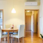 Trendy Deluxe Apartments