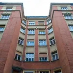 Parking, Ac, Wifi Flat Next To Andrassy Ave