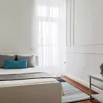 Goldsmith Apartment