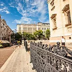 Basilica -Quiet, Privat, Balcony, The Best Area