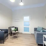 Fully Equipped Cozy Apartment