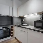 Westside River Apartment