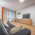 Modern Apartment With Garage