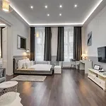 Semmelweis Apartment