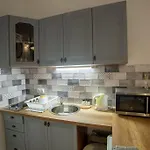 Vintage Near Boulevard With Ac After Renovation