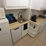 Violet Apartment With Air Condition