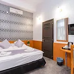 Budapest Griffin Guest House