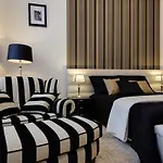 Walking Street Luxurious Huge Apartment