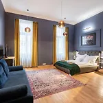 The Pearl Of The Heart Of Budapest