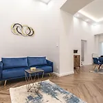 Assea Elegant Apartment With 2 Bedroom In Downtown