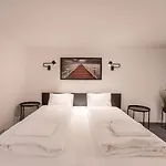 Zensen Nest Apartment