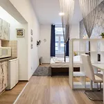 Silver Moon Apartment In The City Center