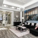Parliament Square Apartment