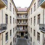 The Right Choice Studio Apartments