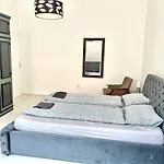 L8 Guesthouse