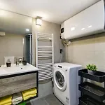 Luxury Apartment In The City Center With Parking