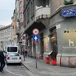 Nice Downtown Apartment
