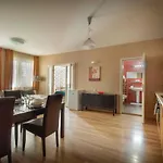 Star Apartments With Free Parking