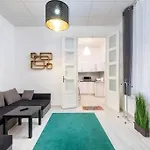 Swarz\'S Downtown Residence