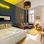 Bien Apartment