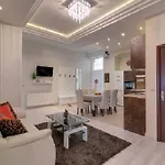 Super Central Apartment