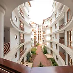 Lovag Studio Apartment