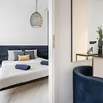 Basilica Presidential Panorama Suits