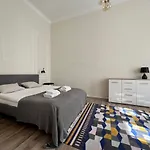 Homes Budapest
