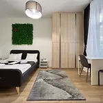 Stunning Studio Apartment
